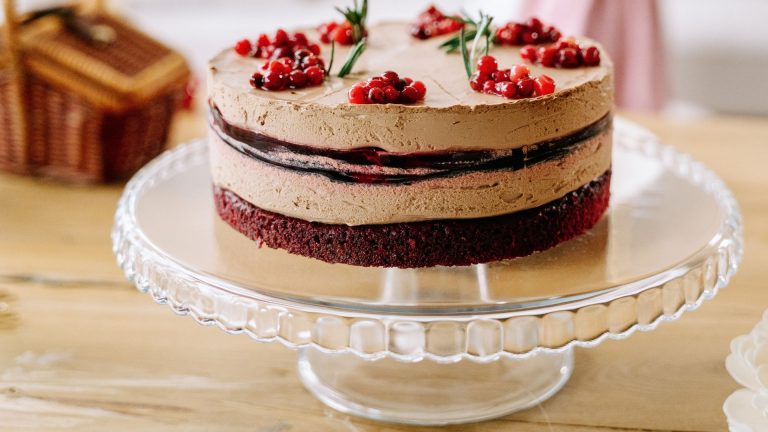 cake on a cleaer glass