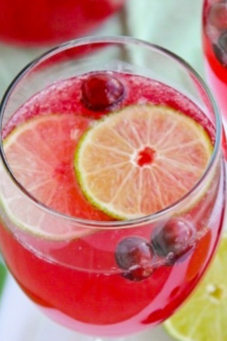 #cranberrylime #partypunch #nonalcoholic #nonalcoholicdrink #nonalcohol #drinkrecipe #drinkrecipes #drinkright #drinkitup #mocktail #mocktails #mocktailrecipe #beverages #familyfriendly #kidfriendly #kidfriendlyfood #newyearsdrinks #newyearsdrink