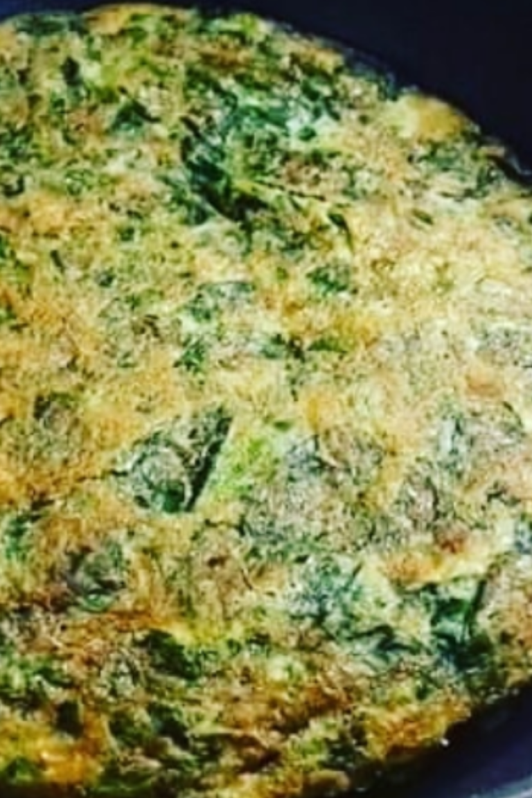 #frittata #spinaci #ricottafresca #frittatadispinaci #impiattoescatto #cucinafacile #cucinasemplice #cucinapovera #cucinadellamamma #ricordiincucina #uova #tortinosalato #foodbuono #frittoèmeglio #frittatalove #nocemoscata #piattisaporiti #piattisemplici #piattibuoni #cucinarechepassione #tradizioniculinarie #mammaincucina #frittoèbuono #mangiarebenefastarebene #mangiobene #onthetableathome