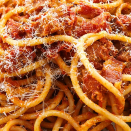 #lunch #cooking #worldfood #dinner #cook #food #sbsfood #worldrecipes #recipe #savouryrecipe #recipes #mealideas #pasta #bucatini #spicy #chilli #tomato #italianrecipes #easyrecipes #spaghetti #easydinner #comfortfood #bucatiniamatriciana