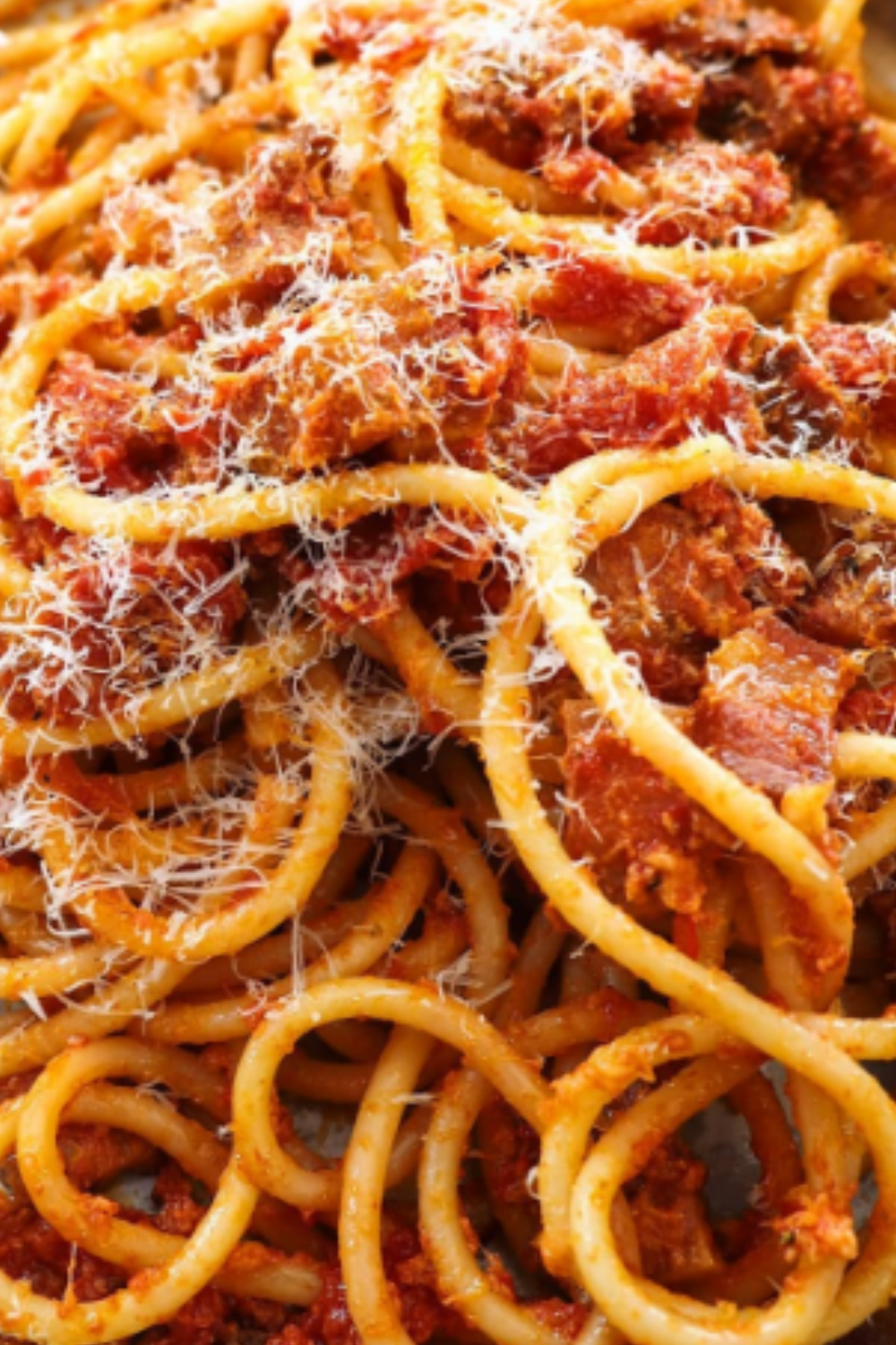 #lunch #cooking #worldfood #dinner #cook #food #sbsfood #worldrecipes #recipe #savouryrecipe #recipes #mealideas #pasta #bucatini #spicy #chilli #tomato #italianrecipes #easyrecipes #spaghetti #easydinner #comfortfood #bucatiniamatriciana