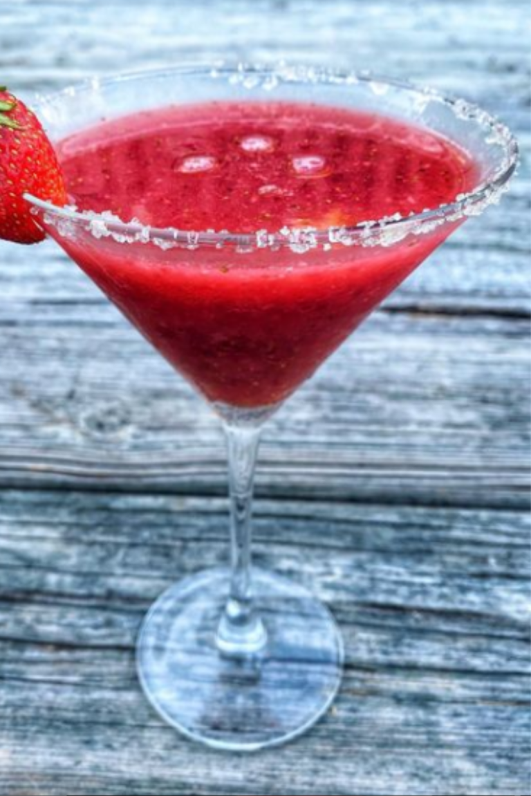 #strawberrybalsamicmartini