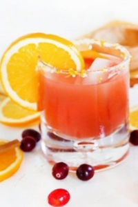 #craftcocktails #craftedmixology #mixology #foodandwine #thirsty #homebartender #homebar #cocktailart #cocktaillovers #happyhour #margarita #cranberryorange #cranberryorangemargarita