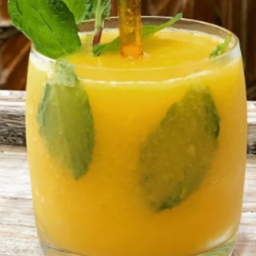 #frozenmangomojito #greggfly #buddingmixologist #frozen #mango #mojito #mangomojito #rum #whiterum #nationalrumday #rumlover #lime #mint #frozendrinks #mojitos #cheers #happyhour