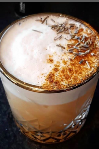 Chai Whiskey Sour• #indianwhiskey #whiskey #whiskeysour #sour #chaiwhiskeysour Chai Whiskey Sour: A Step-by-Step Guide