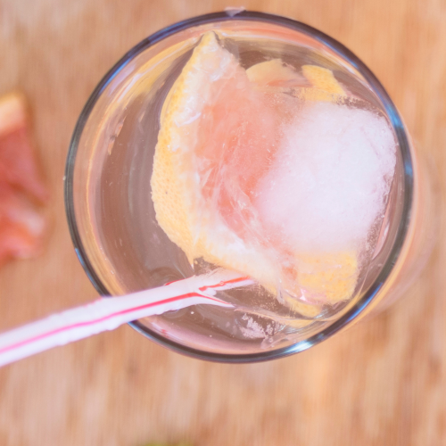 Spiked Grapefruit Lemonade #SpikedGrapefruitLemonade#TheMetBarAndGrill#natickmall#ThirstyThursday#allday!. #drinkwithus #spikedlemonade #spikedgrapefruitlemonade #drunk #drinking #vodka #vodkadrink #drunkpodcasting #drunksofinstagram #hammed  Spiked Grapefruit Lemonade Recipe Guide